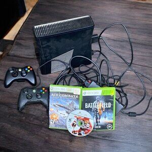 Microsoft Xbox 360 Bundle Black With 2 Games & 2 Controllers